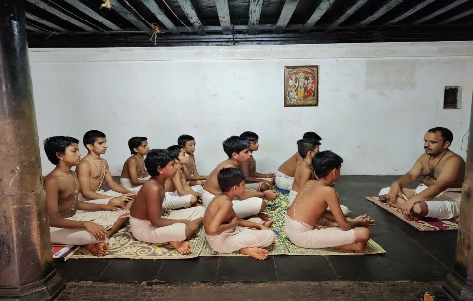 Grant made to Raghavapuram Sabhayogyam for the support of traditional Vedic education